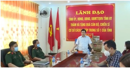 Đồng chí Nguyễn Duy Hưng, Phó Bí thư Thường trực Tỉnh ủy kiểm tra công tác phòng chống covid- 19