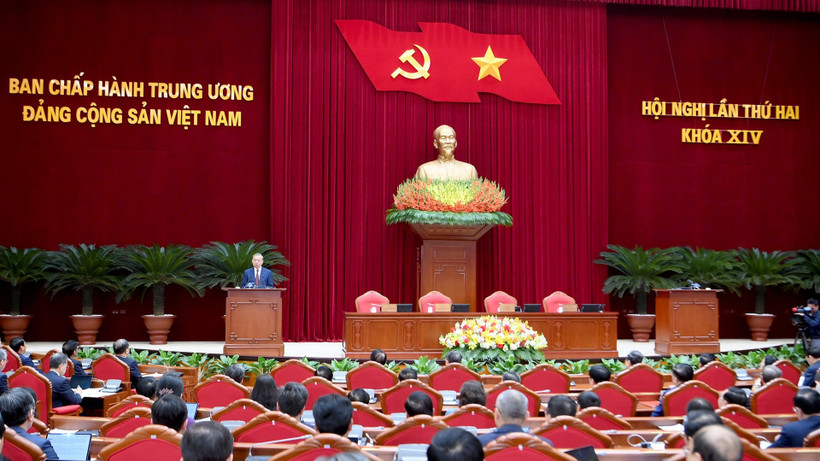 Thông báo hội nghị lần thứ hai Ban Chấp hành Trung ương Đảng khóa XIV